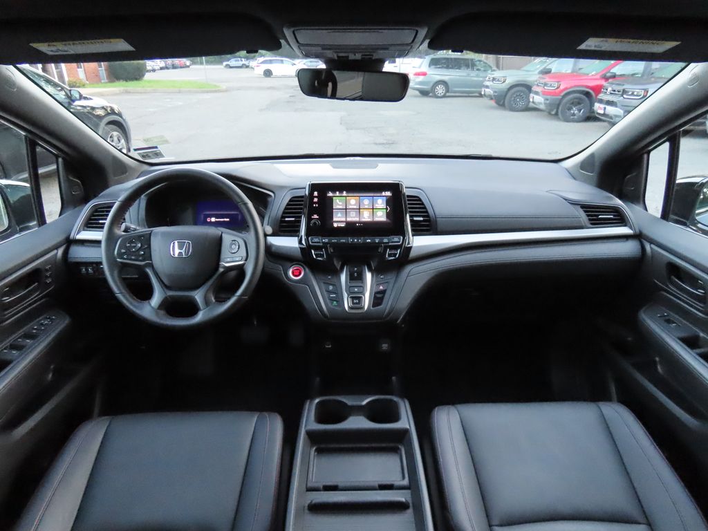 Thumbnail: 2024 Honda Odyssey - 2