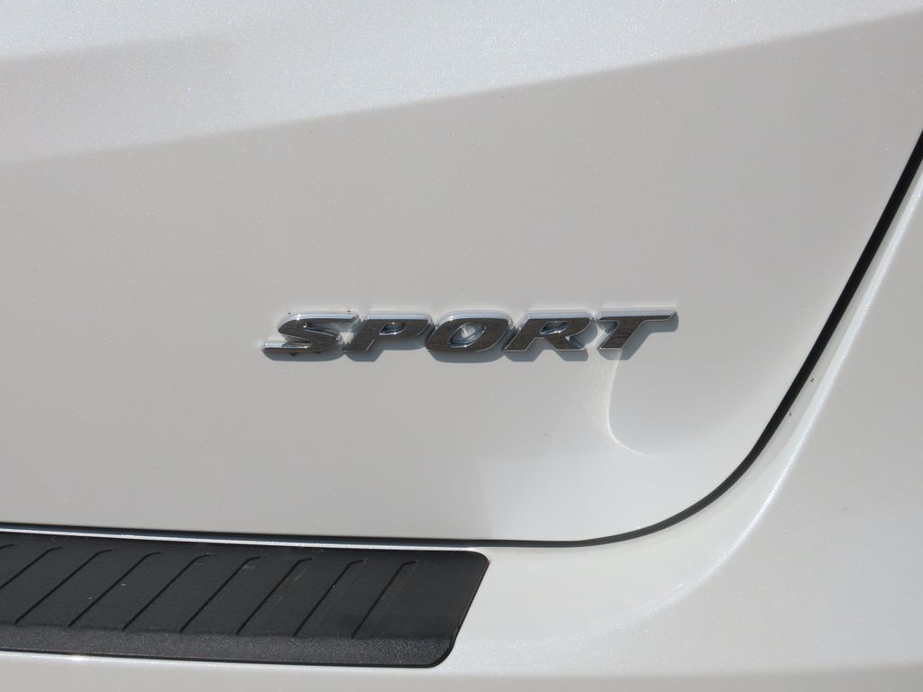 Thumbnail: 2026 Honda Odyssey - 16
