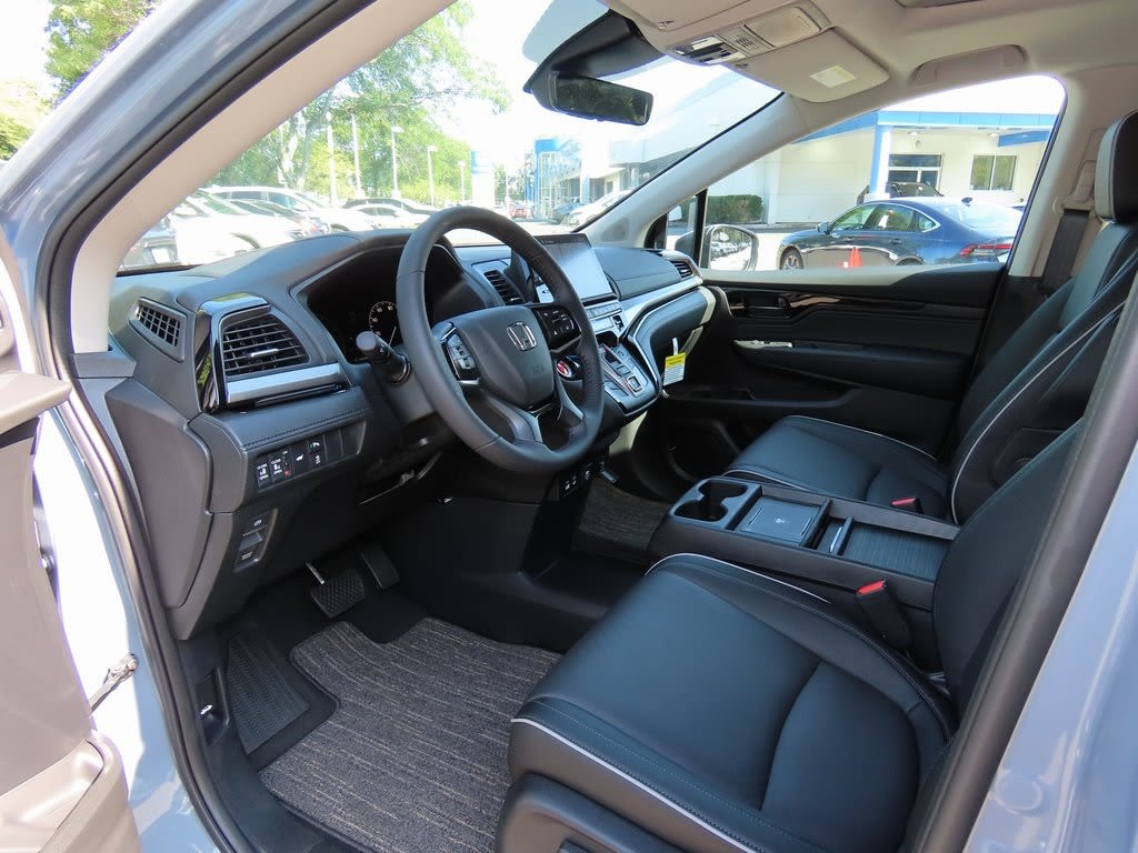 Thumbnail: 2026 Honda Odyssey - 11