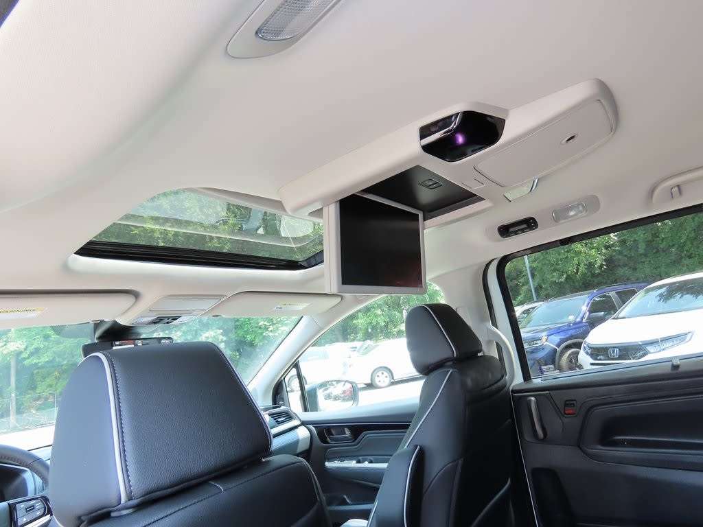 Thumbnail: 2026 Honda Odyssey - 19