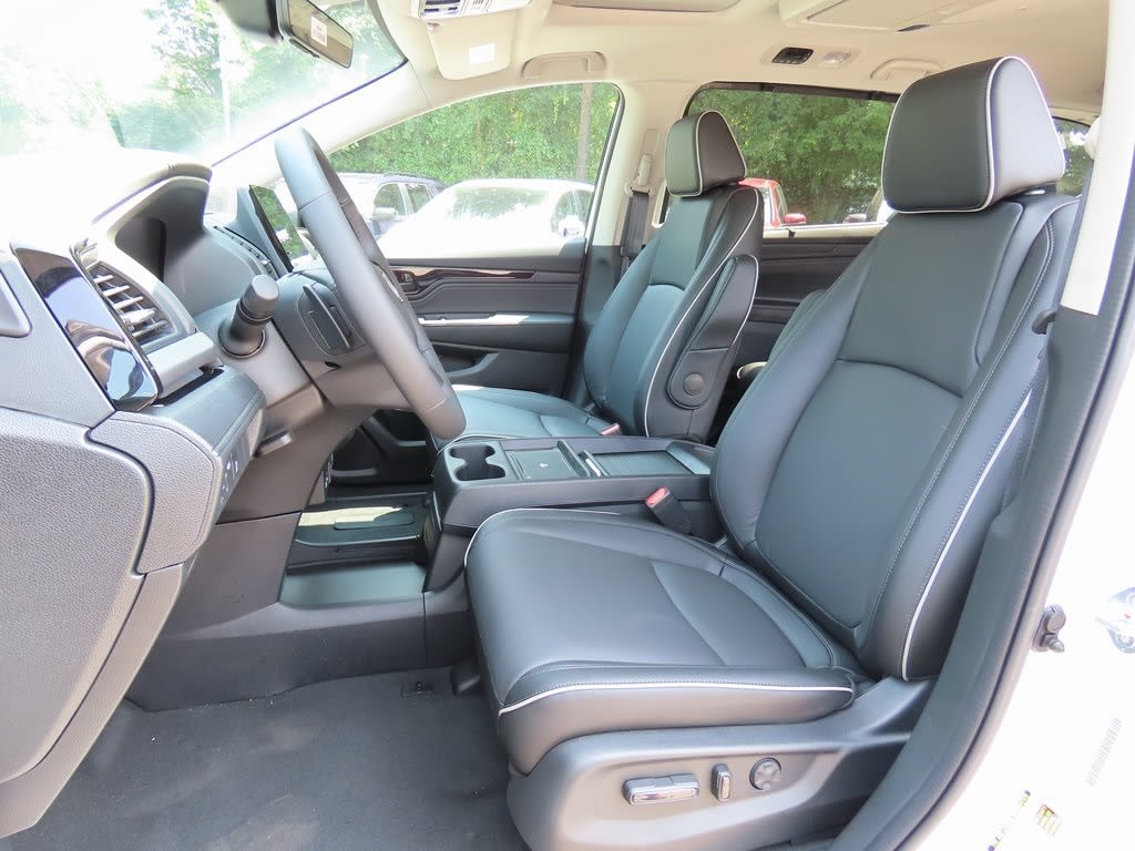 Thumbnail: 2026 Honda Odyssey - 12