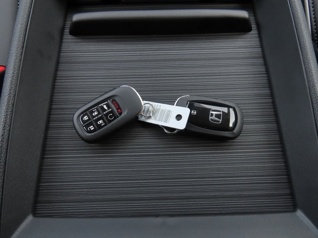 Thumbnail: 2026 Honda Odyssey - 27