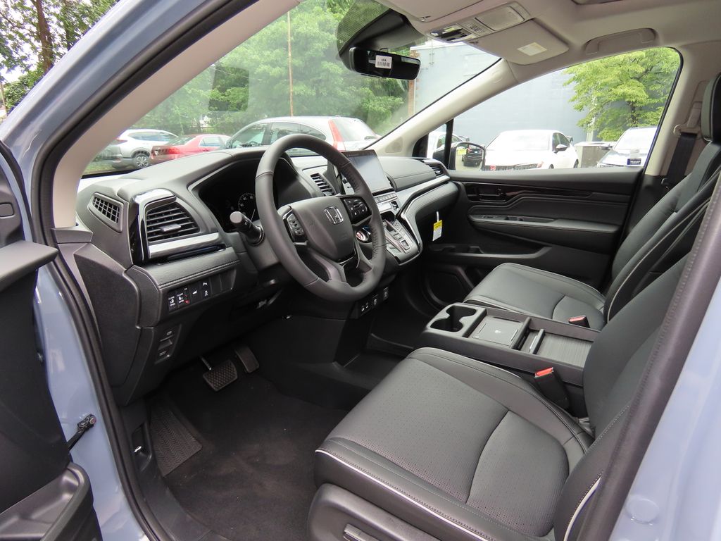Thumbnail: 2026 Honda Odyssey - 11