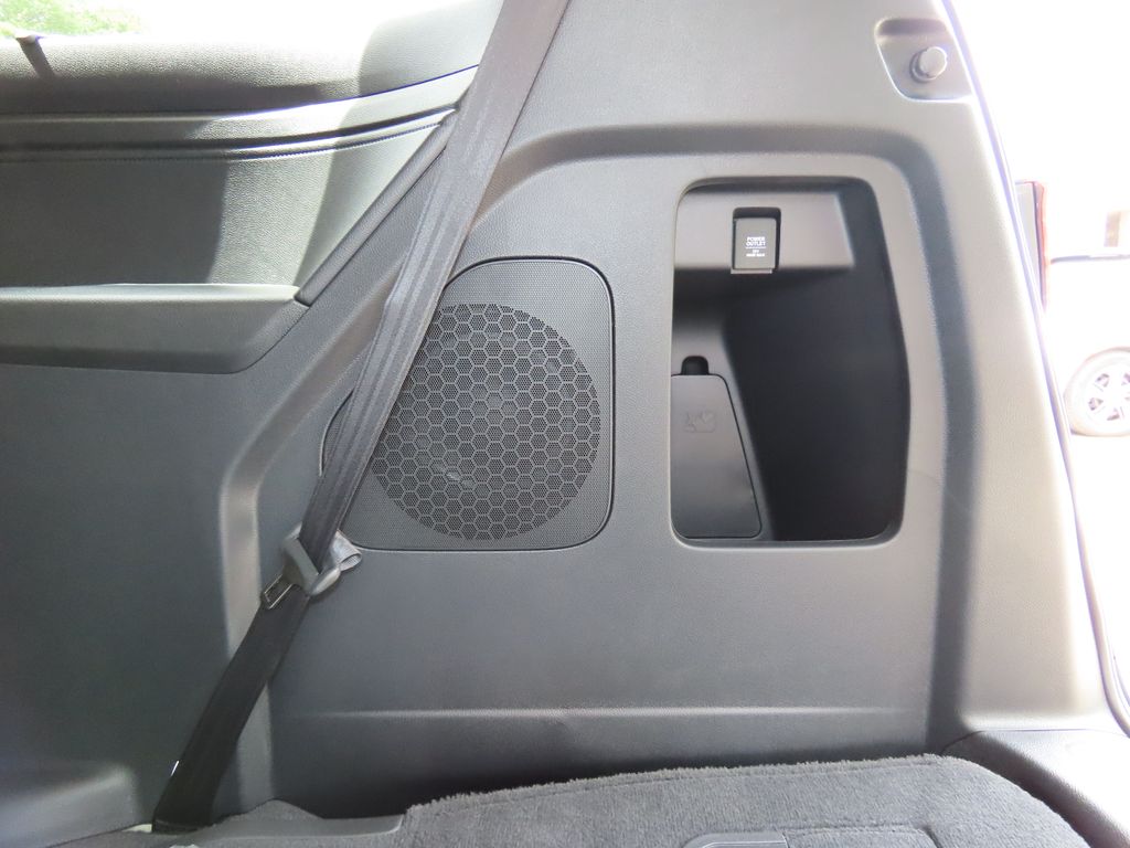 Thumbnail: 2026 Honda Odyssey - 17
