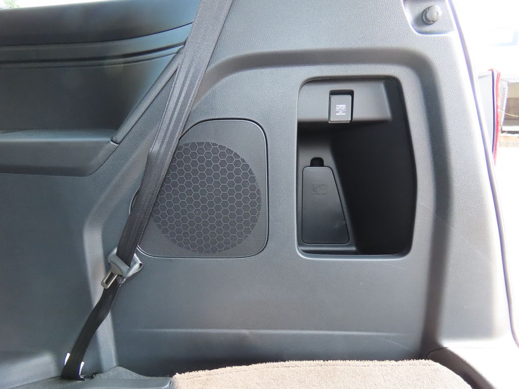 Thumbnail: 2026 Honda Odyssey - 17