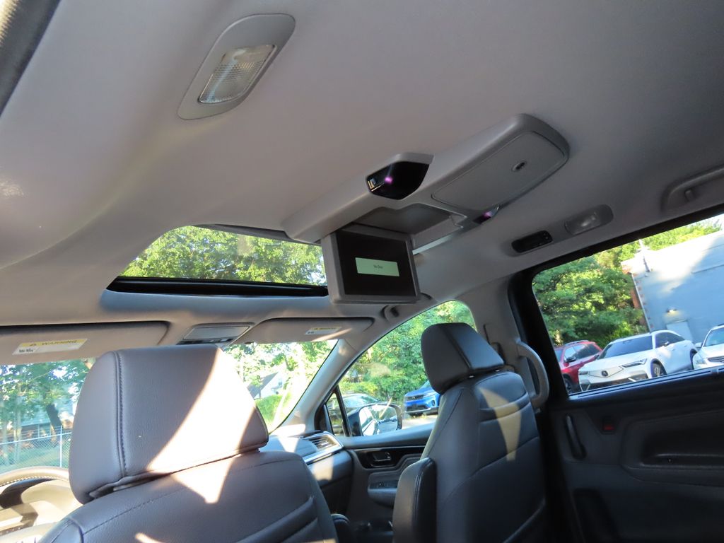 Thumbnail: 2019 Honda Odyssey - 24