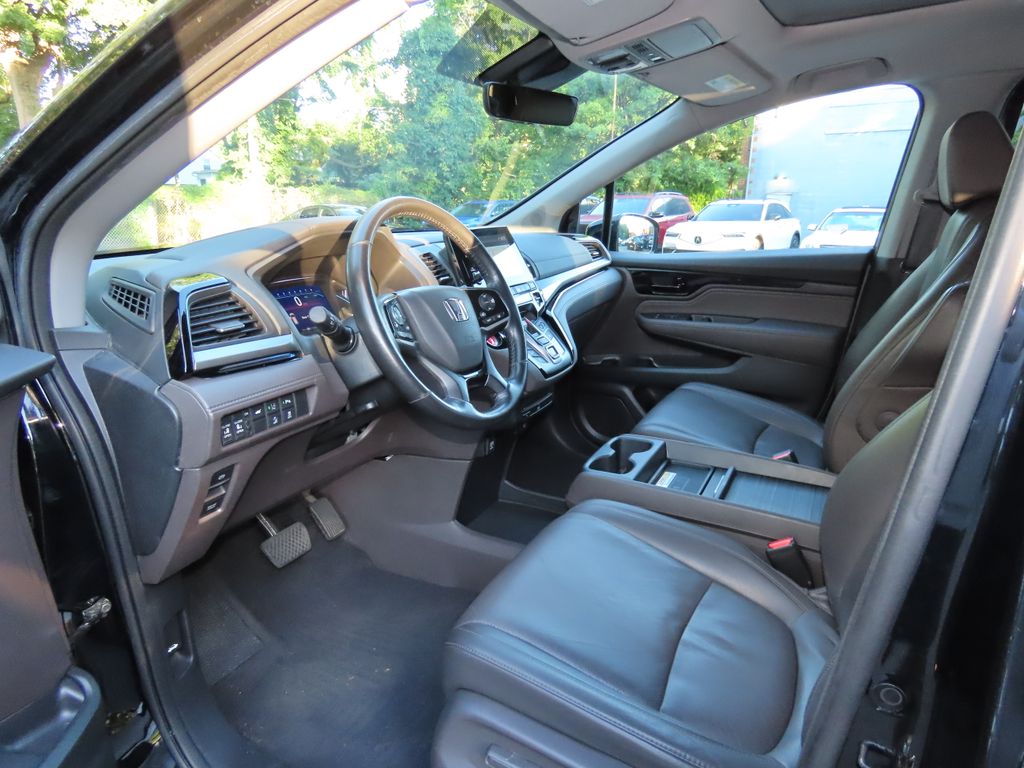 Thumbnail: 2019 Honda Odyssey - 11