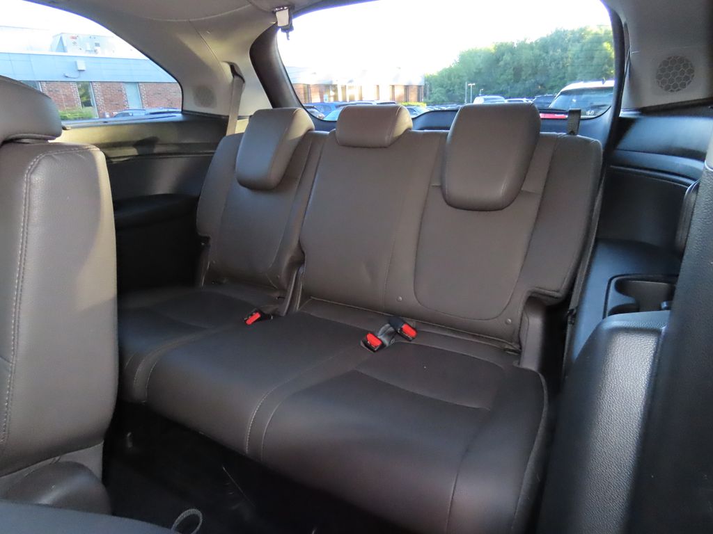 Thumbnail: 2019 Honda Odyssey - 22