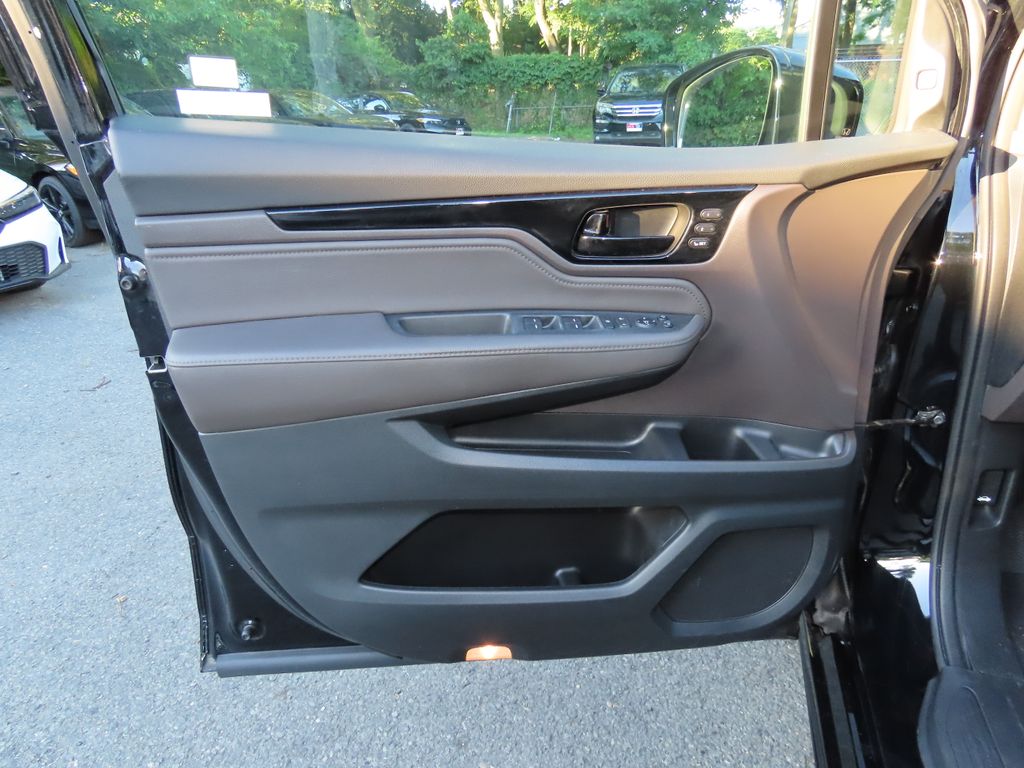 Thumbnail: 2019 Honda Odyssey - 26