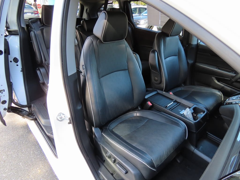 Thumbnail: 2023 Honda Odyssey - 26