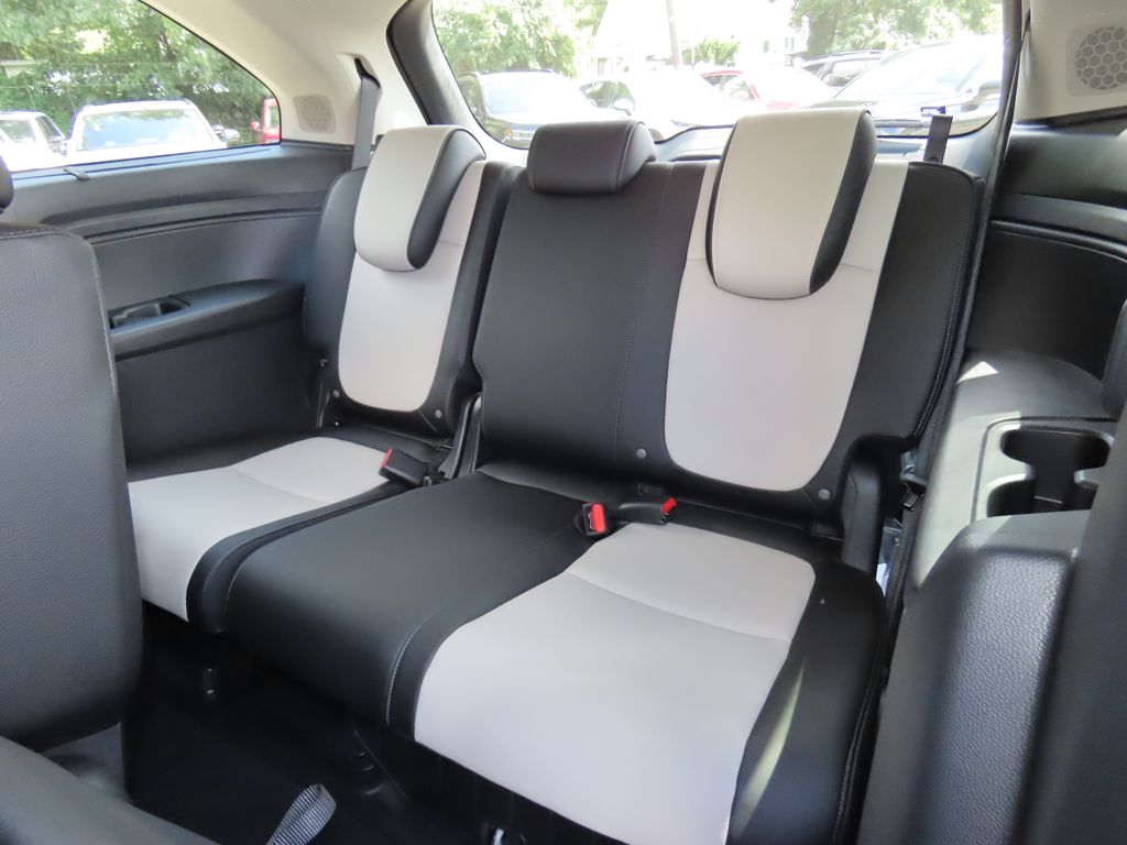 Thumbnail: 2026 Honda Odyssey - 19