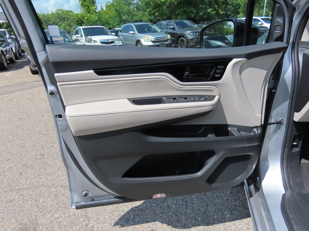 Thumbnail: 2026 Honda Odyssey - 22