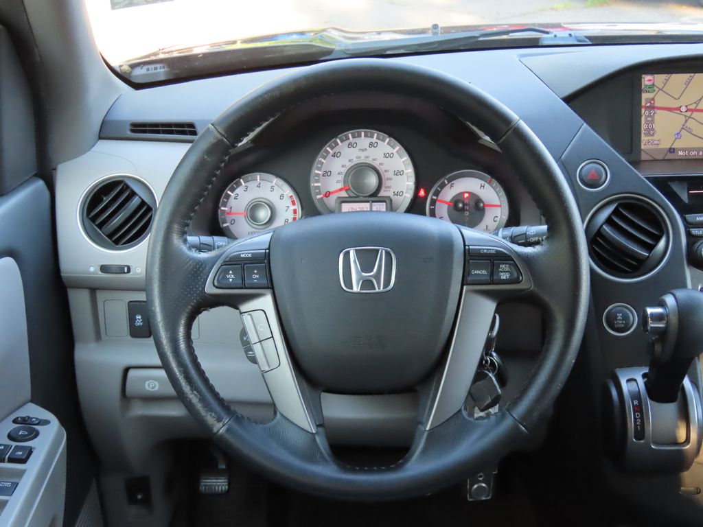 Thumbnail: 2015 Honda Pilot - 10