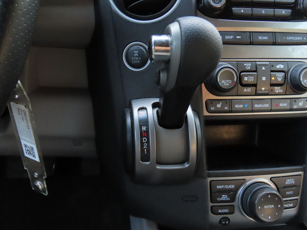 Thumbnail: 2012 Honda Pilot - 15