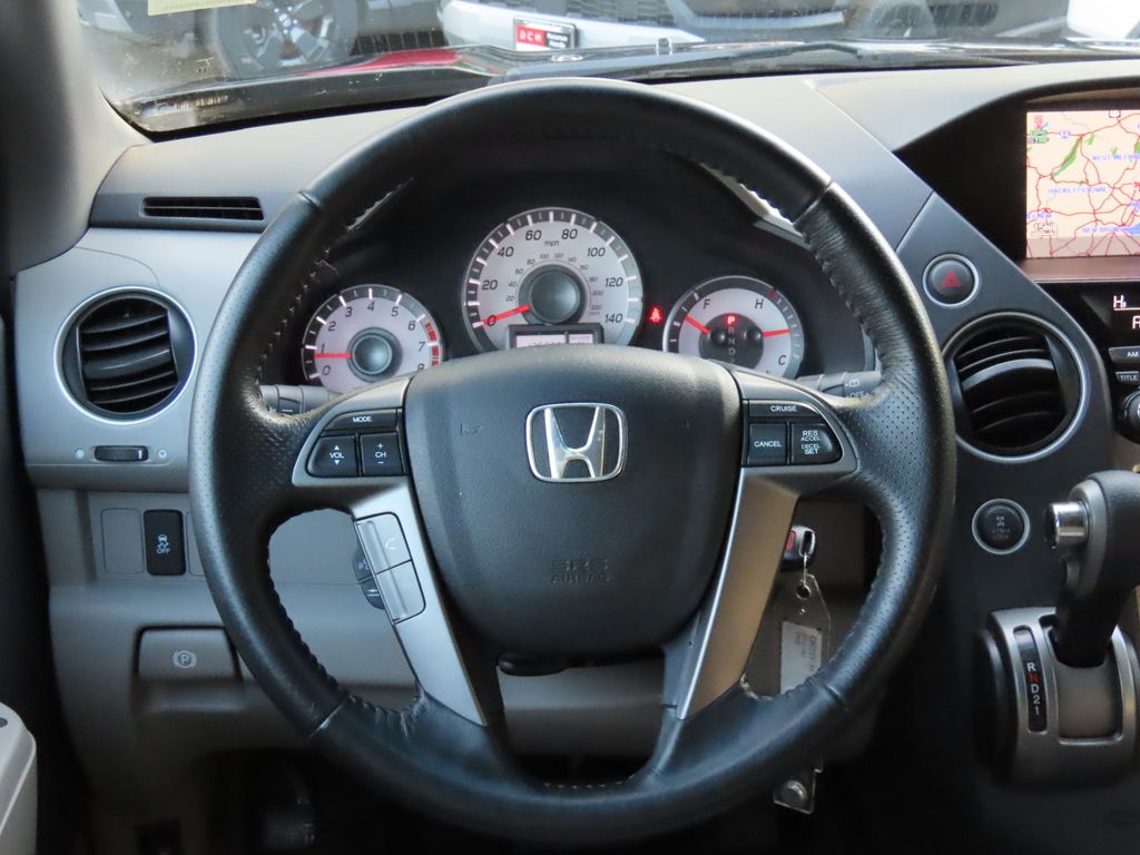 Thumbnail: 2012 Honda Pilot - 10