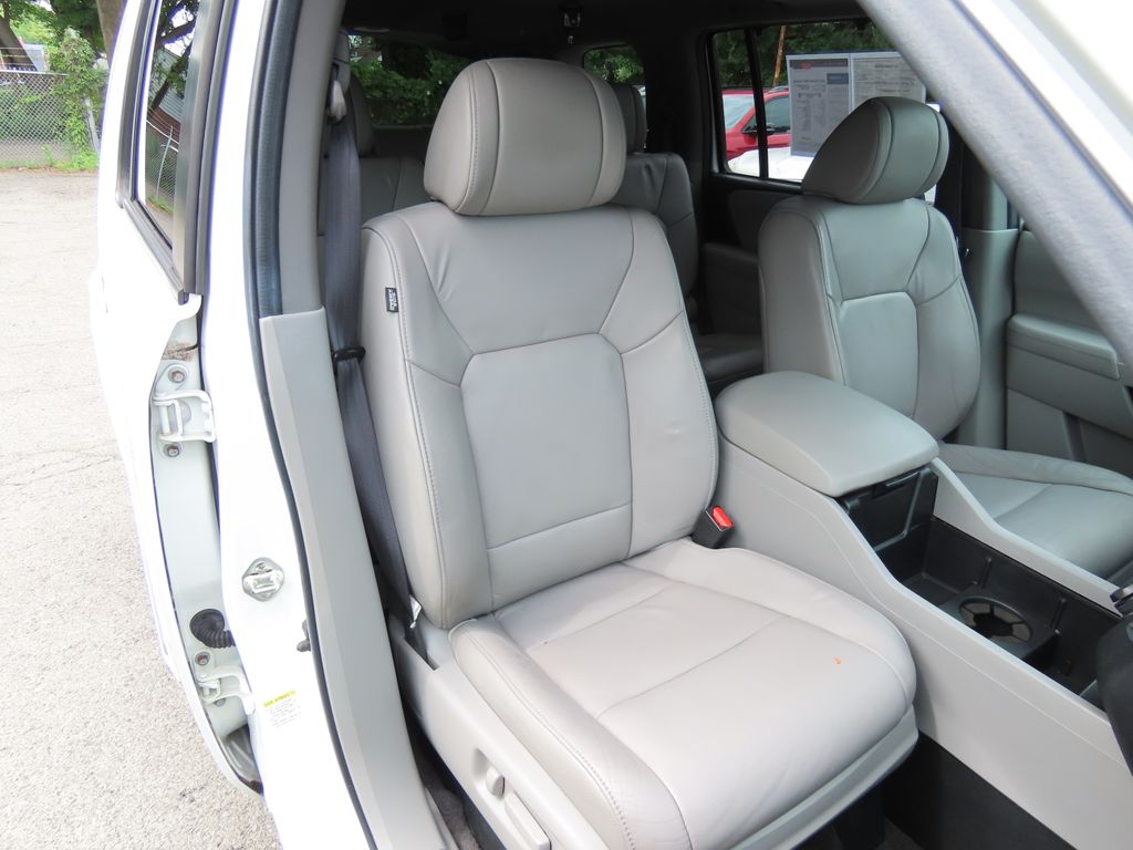 Thumbnail: 2012 Honda Pilot - 12