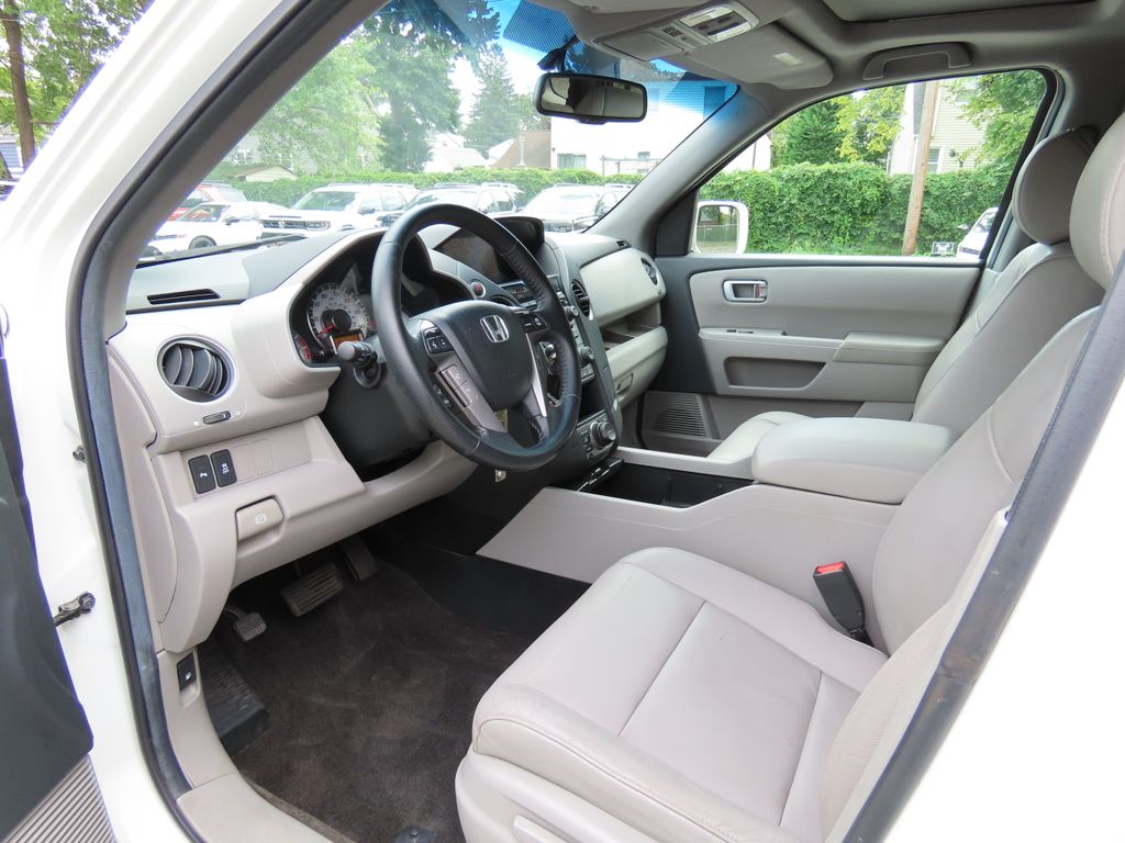 Thumbnail: 2012 Honda Pilot - 2