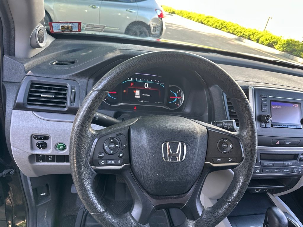Thumbnail: 2019 Honda Pilot - 2