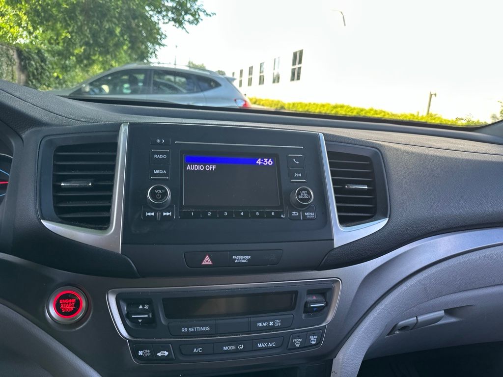 Thumbnail: 2019 Honda Pilot - 7