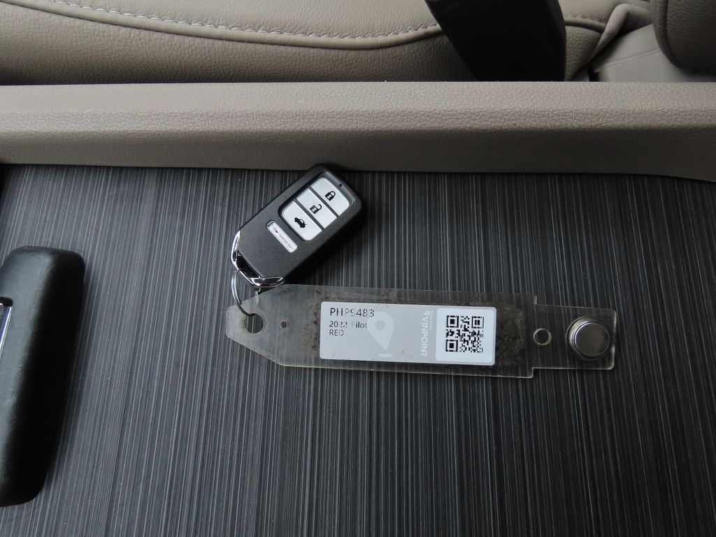 Thumbnail: 2022 Honda Pilot - 17