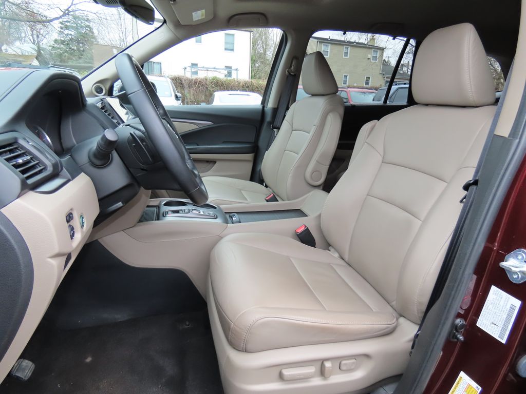 Thumbnail: 2022 Honda Pilot - 11