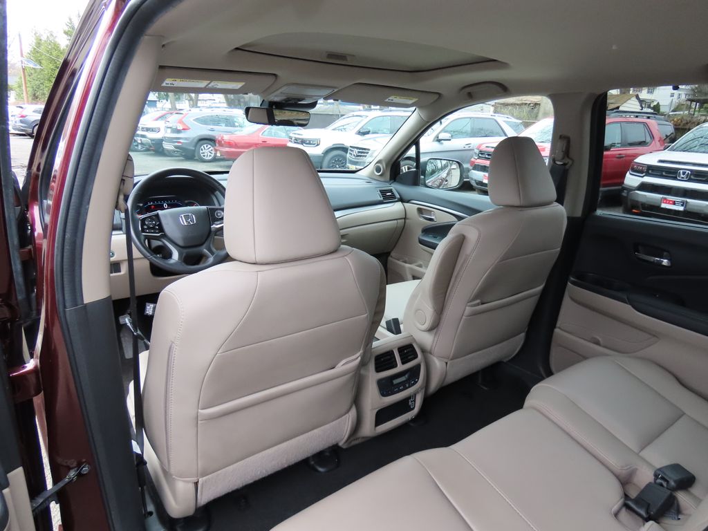 Thumbnail: 2022 Honda Pilot - 22