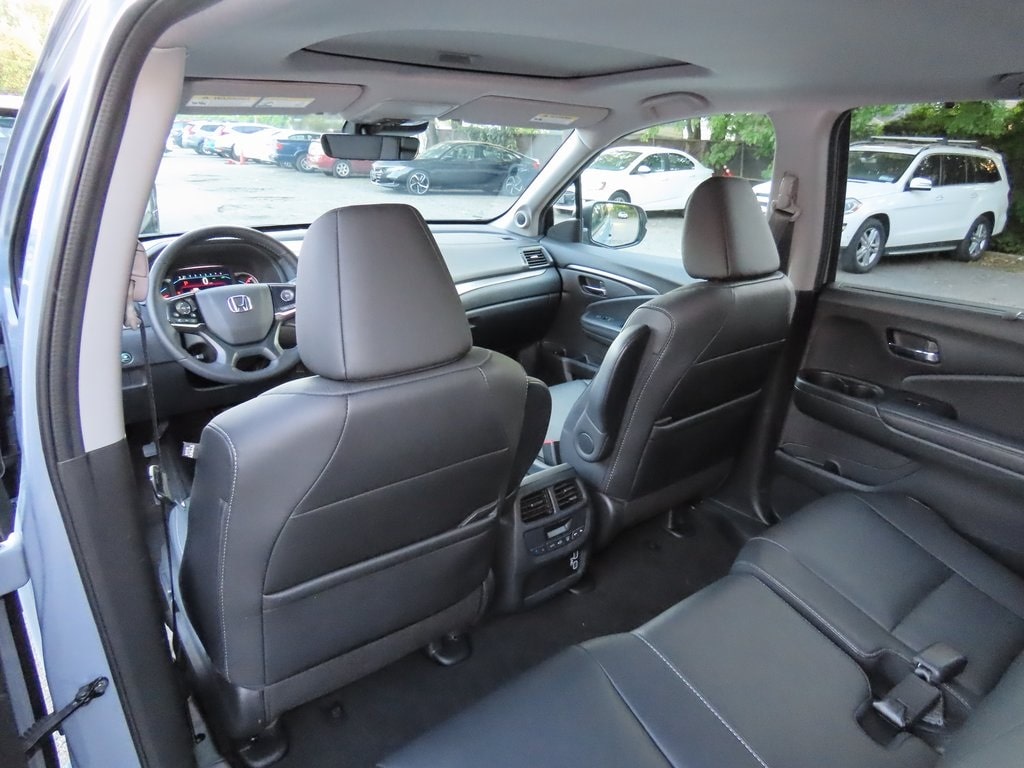 Thumbnail: 2022 Honda Pilot - 24