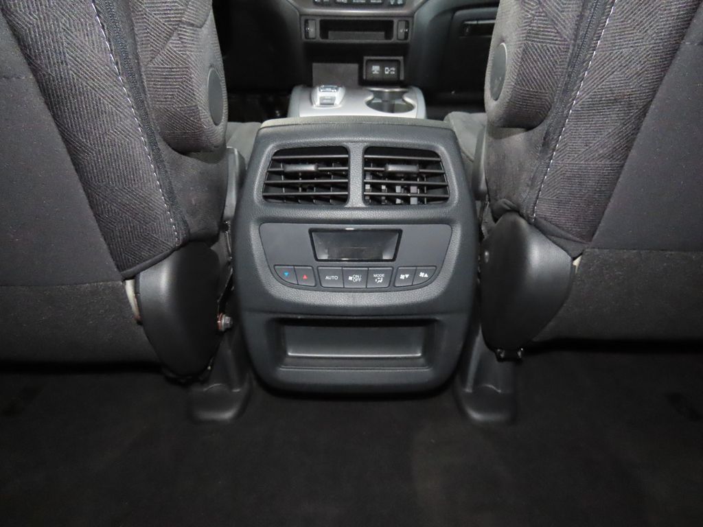 Thumbnail: 2022 Honda Pilot - 26
