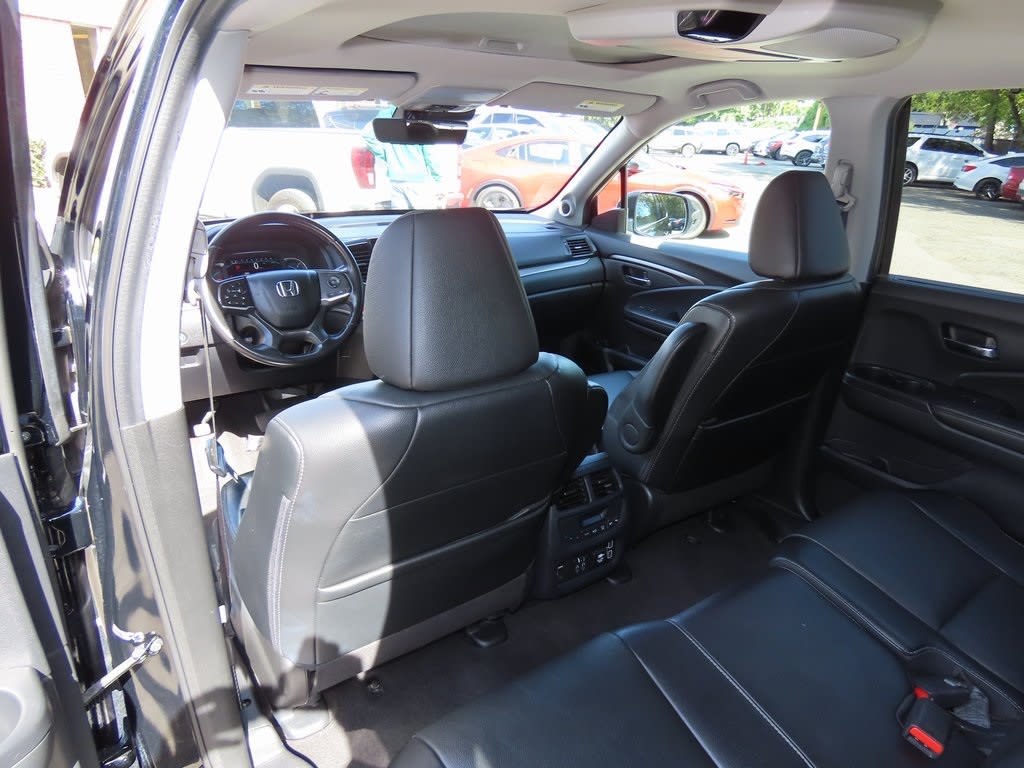 Thumbnail: 2020 Honda Pilot - 24