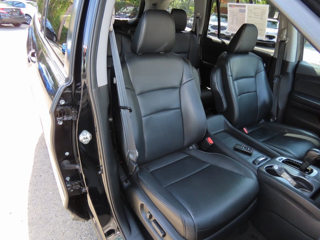Thumbnail: 2020 Honda Pilot - 12