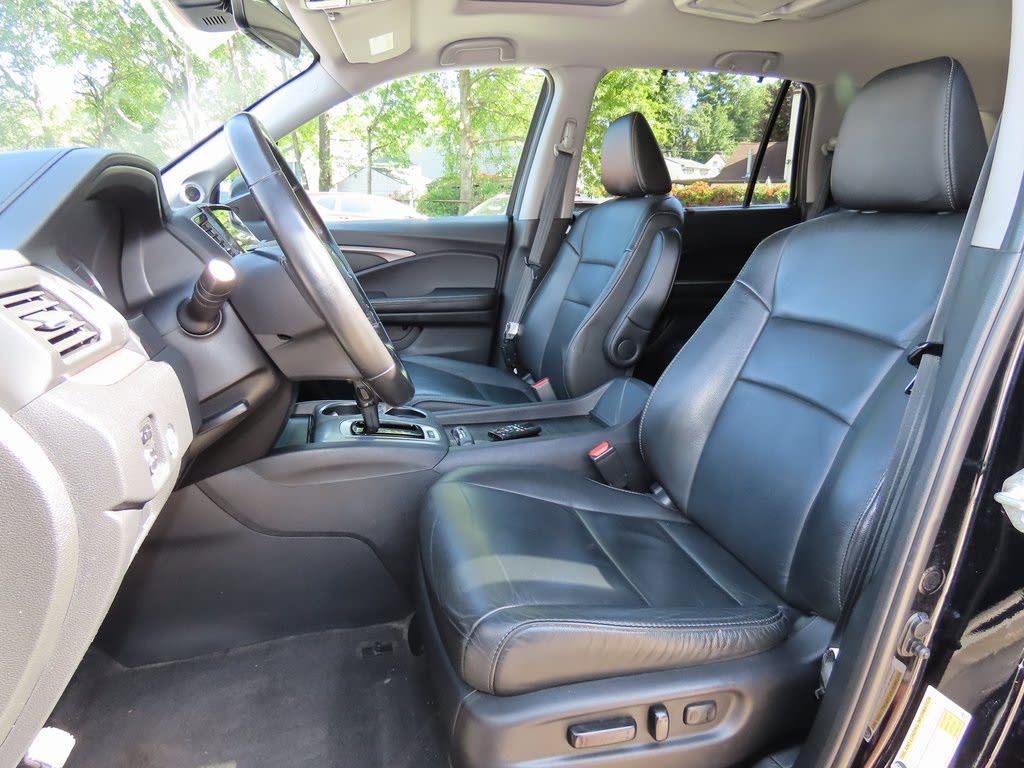Thumbnail: 2020 Honda Pilot - 11