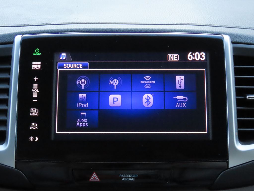 Thumbnail: 2016 Honda Pilot - 13