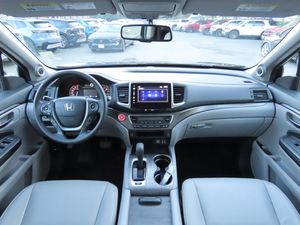 Thumbnail: 2016 Honda Pilot - 2