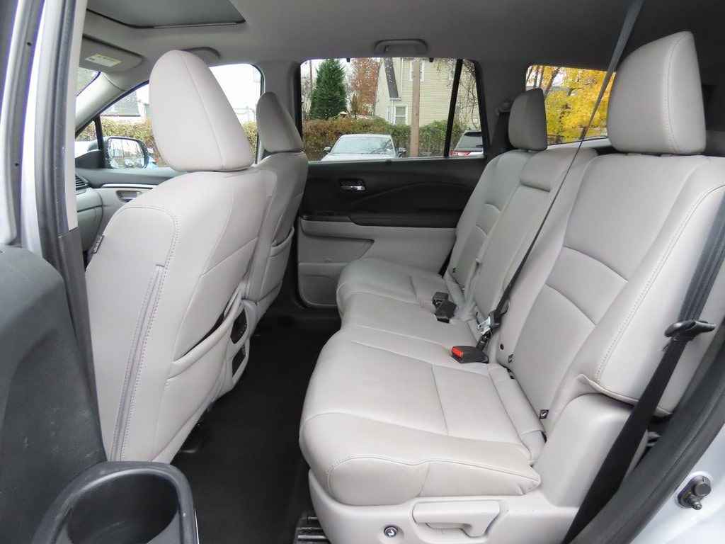 Thumbnail: 2022 Honda Pilot - 13