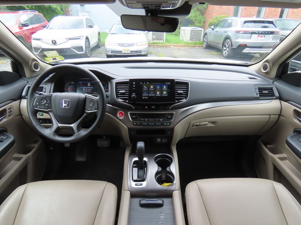 Thumbnail: 2019 Honda Pilot - 2