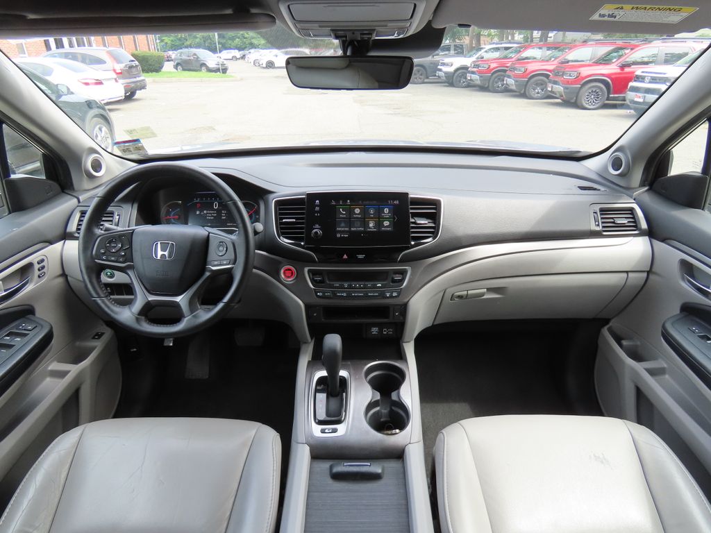 Thumbnail: 2019 Honda Pilot - 2
