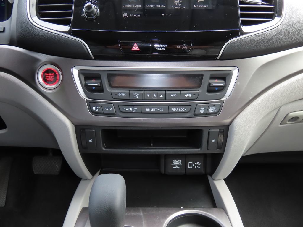 Thumbnail: 2019 Honda Pilot - 24
