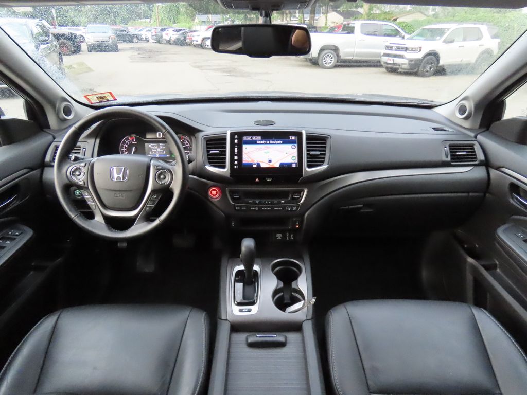 Thumbnail: 2017 Honda Pilot - 2