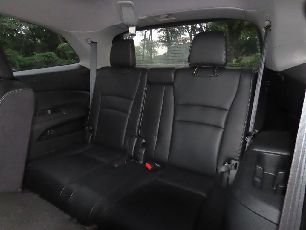 Thumbnail: 2017 Honda Pilot - 22