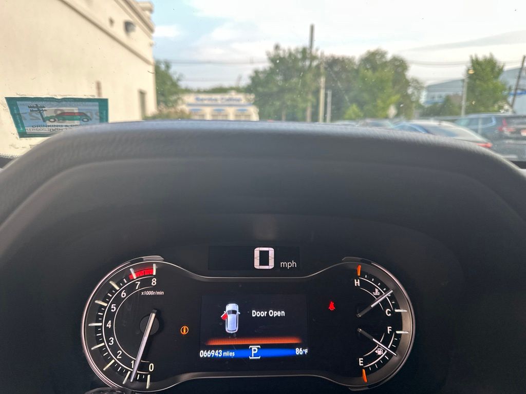 Thumbnail: 2018 Honda Pilot - 25