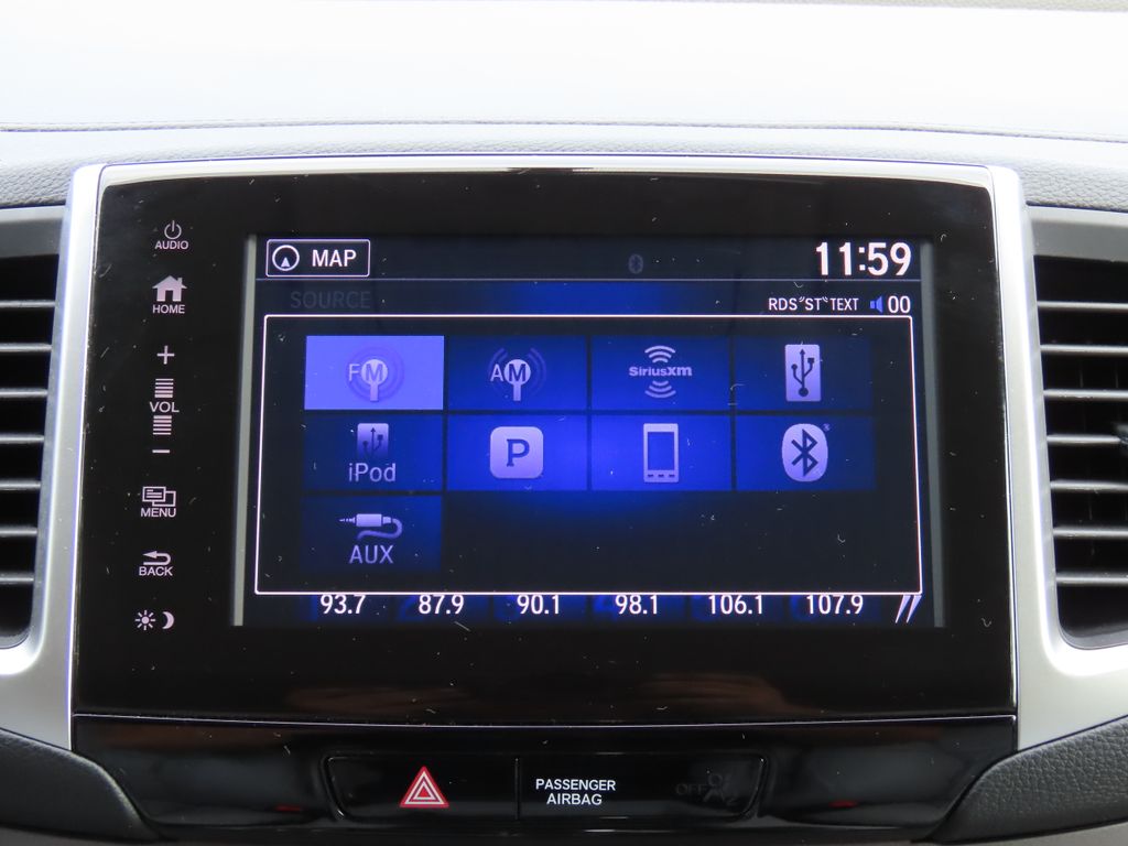 Thumbnail: 2018 Honda Pilot - 26