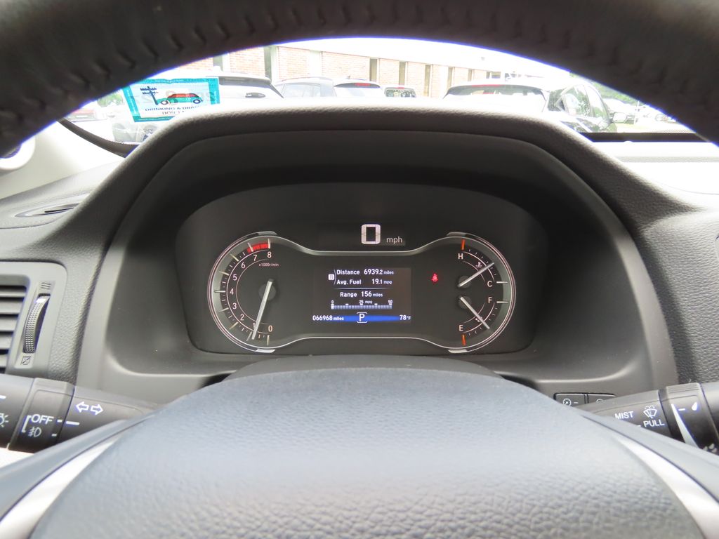 Thumbnail: 2018 Honda Pilot - 14