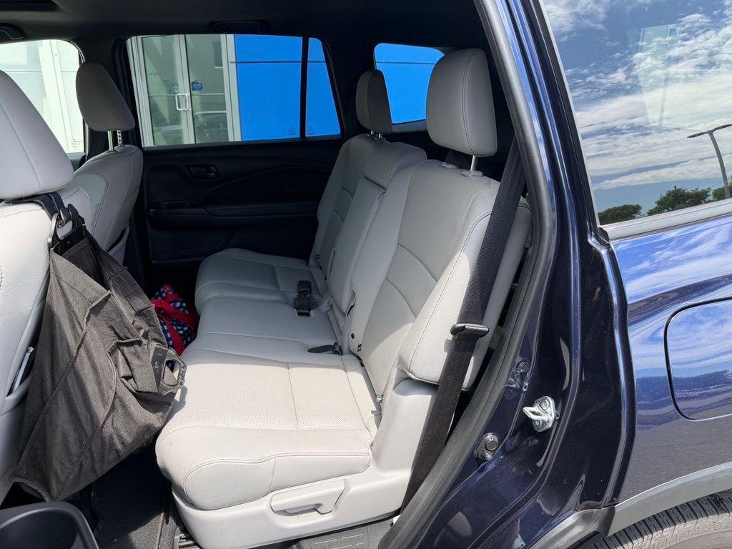 Thumbnail: 2023 Honda Passport - 5