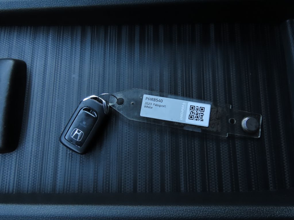 Thumbnail: 2023 Honda Passport - 17