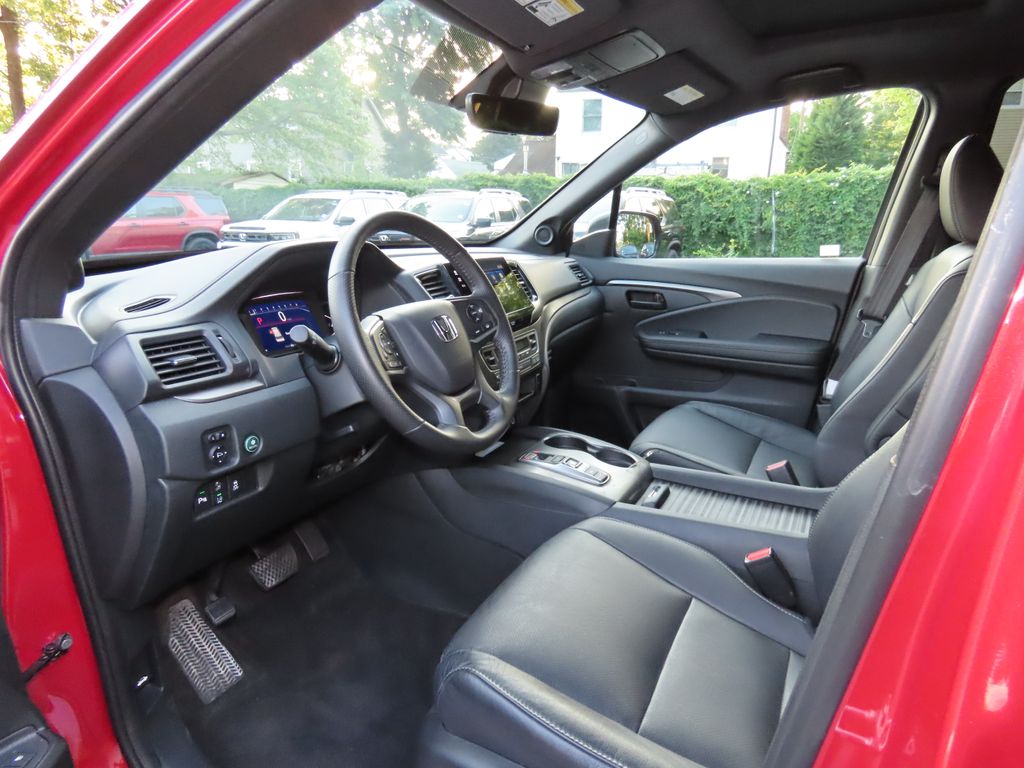 Thumbnail: 2023 Honda Passport - 2