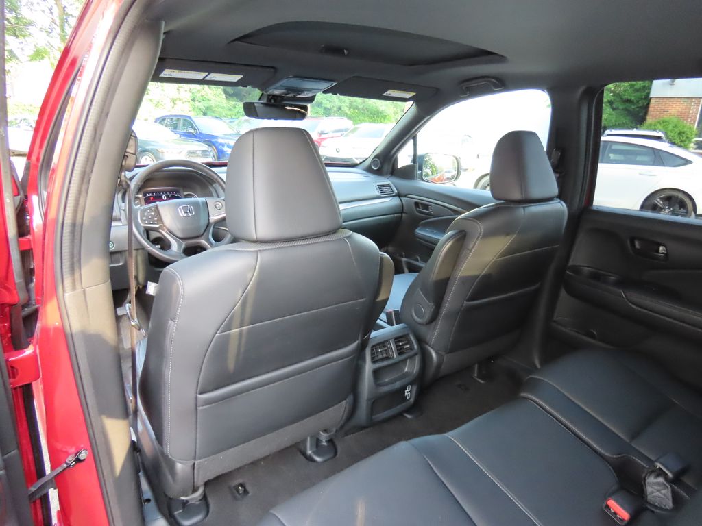 Thumbnail: 2023 Honda Passport - 17
