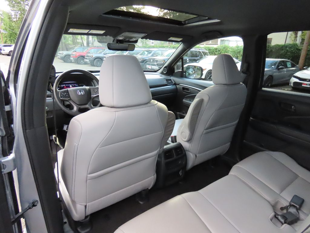 Thumbnail: 2023 Honda Passport - 22