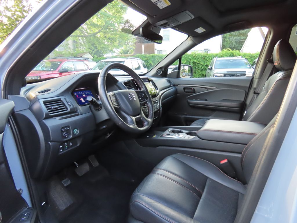 Thumbnail: 2024 Honda Passport - 2