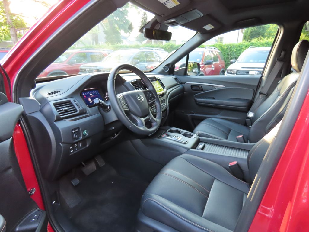 Thumbnail: 2023 Honda Passport - 11