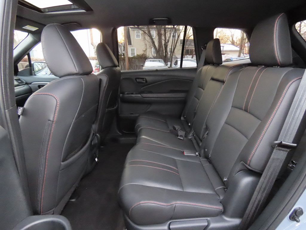 Thumbnail: 2023 Honda Passport - 12